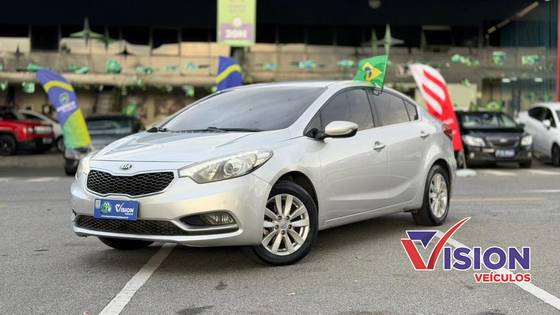 KIA CERATO 1.6 SX 16V FLEX 4P AUTOMÁTICO KIA CERATO 1.6 SX 16V FLEX 4P AUTOMÁTICO